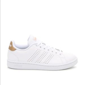 Adidas advantage tennis shoes NWT